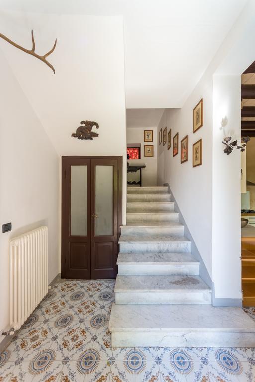 Villa La Rossa Fiumelatte 外观 照片