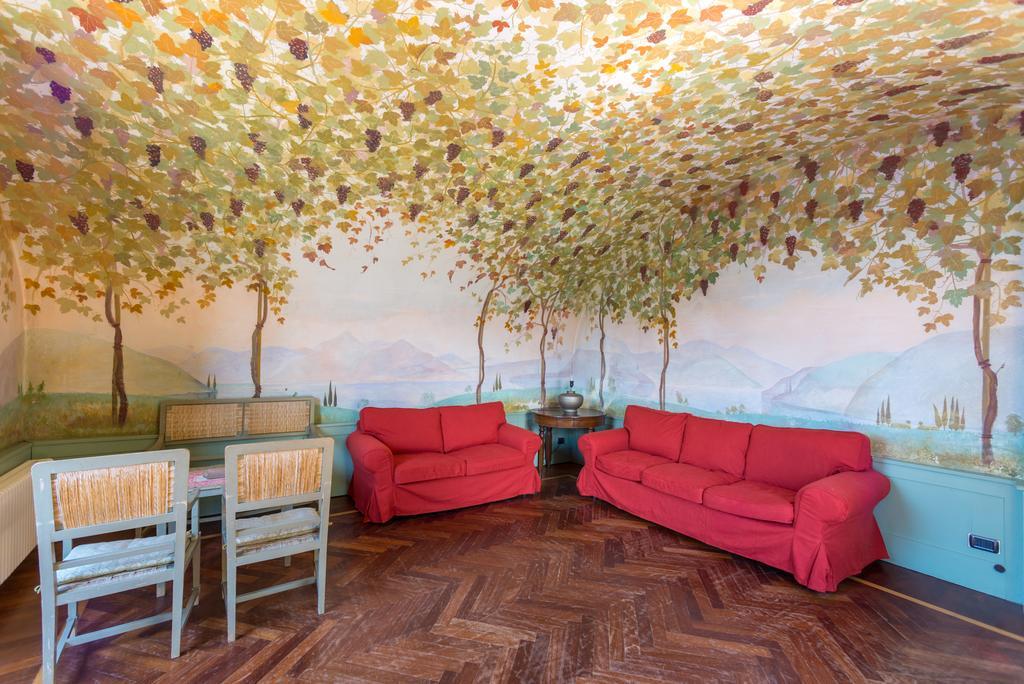 Villa La Rossa Fiumelatte 外观 照片