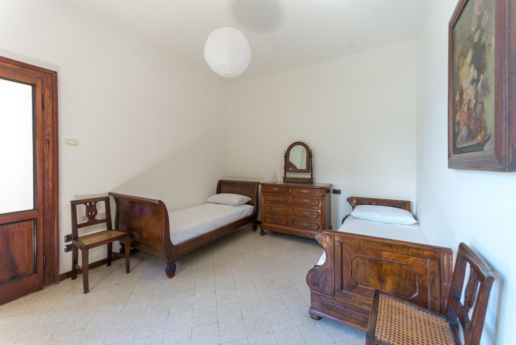 Villa La Rossa Fiumelatte 外观 照片