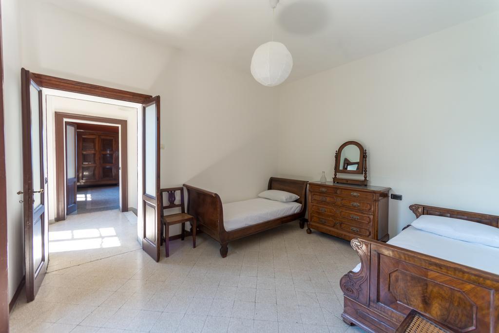 Villa La Rossa Fiumelatte 外观 照片